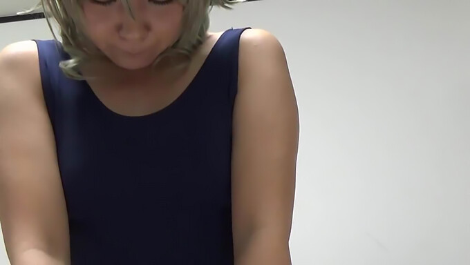 Amateur Japanse Meid Cosplay Pov Video