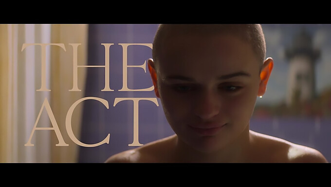 Joey King'S Sensuele Optreden In The Act S01e04