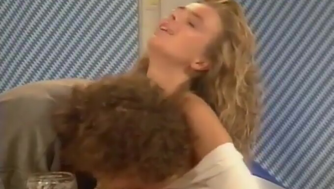 German Amateur Gets A Facial From A Blonde